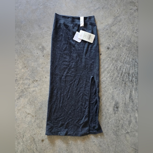 Fabletics Maxi Skirt Highwaisted - Picture 4 of 6